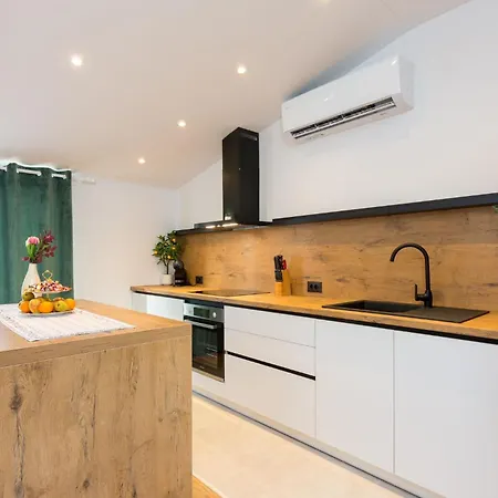 Apartman Vito Apartment *