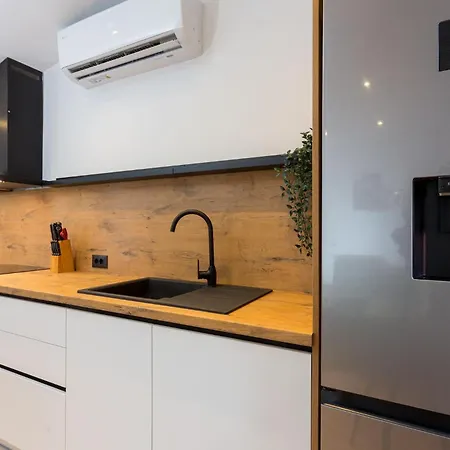 Apartment Apartman Vito Split